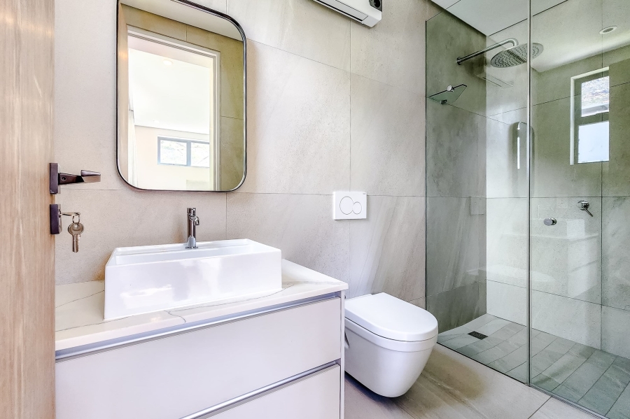 6 Bedroom Property for Sale in Camps Bay Western Cape